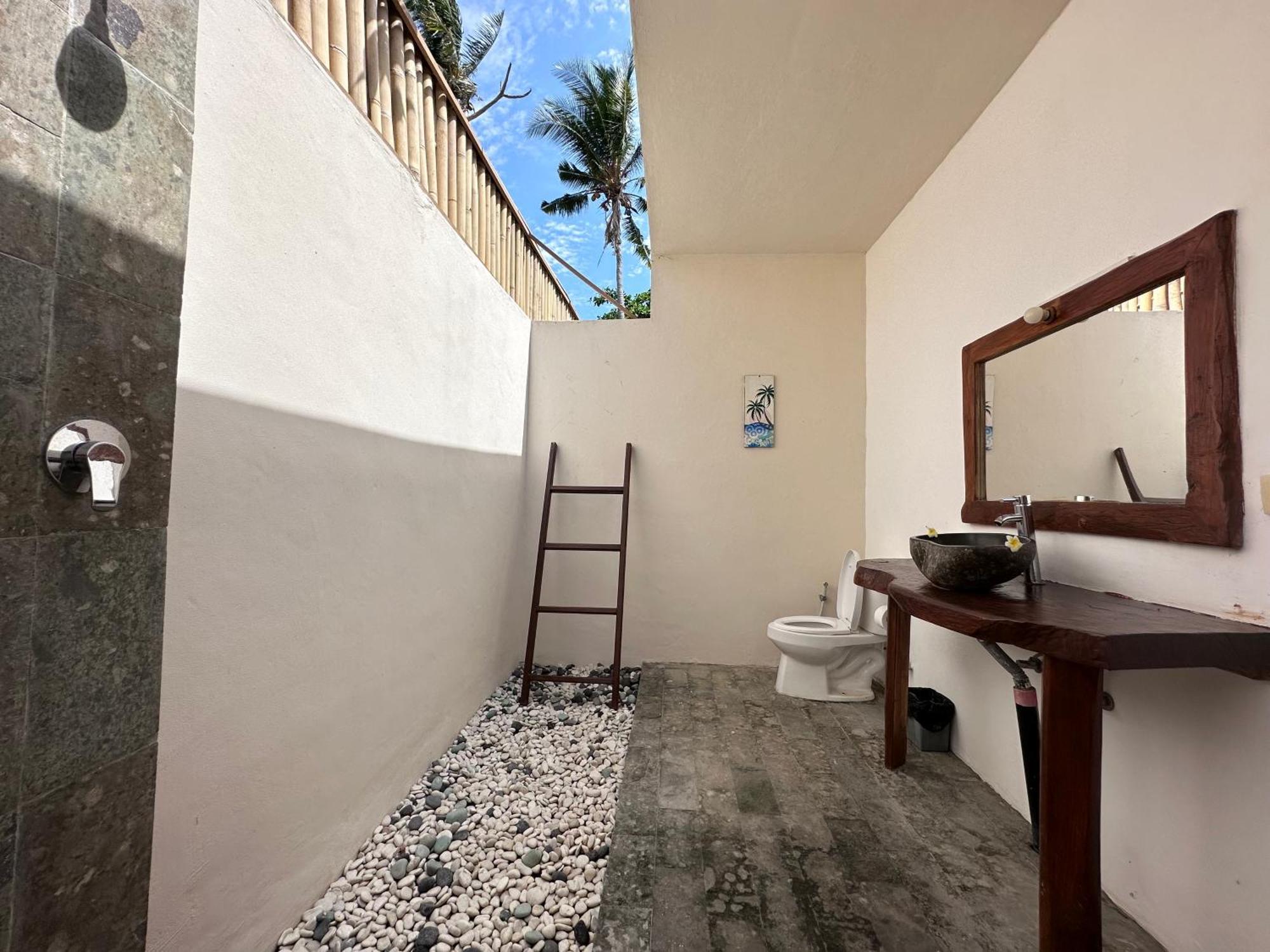 Pebble & Fins Bali Dive Resort Tulamben  Ngoại thất bức ảnh
